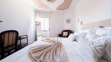 2 dormitorios, tabla de planchar con plancha, wifi y ropa de cama