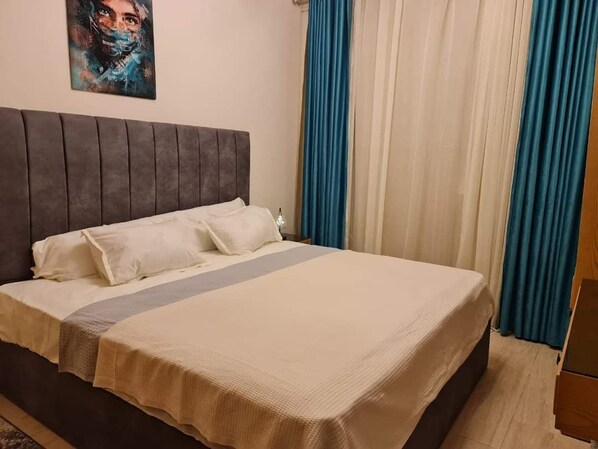 1 bedroom, iron/ironing board, WiFi, bed sheets