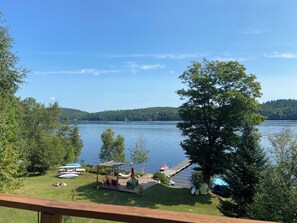 Property grounds - Lakefront Cottage with sandy walk in and stunning views! (Highland Grove)