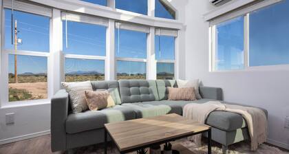 New Tiny Home on Private 1 Acre with Power, AC/Heat, Starlink Internet