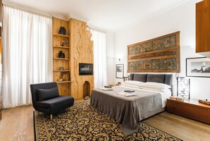 5 عدّة غرف نوم ومكواة/لوح كي وسرير سفر وواي فاي مجانًا