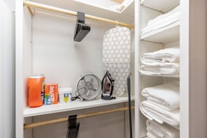 Interior - Private, Convenient Studio Apartment (Mesa)