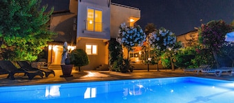 Paradise Town Villa Beldora