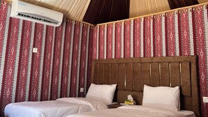 Habitación panorámica | 1 dormitorio, caja fuerte, wifi gratis y ropa de cama