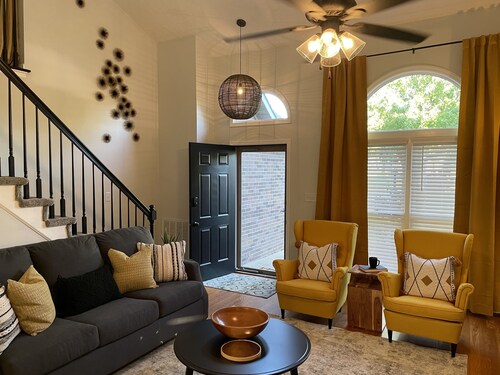 2 Bed/2 Bath Home in Andover area. Premier Host with 250+ 5-Star Reviews!