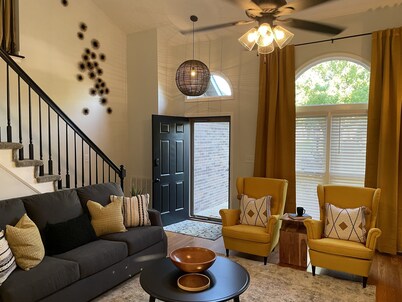 2 Bed/2 Bath Home in Andover area. Premier Host with 250+ 5-Star Reviews!