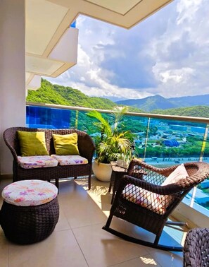 Property grounds - Luxurious Sea View Apartment - Samaria Club (Gaira)