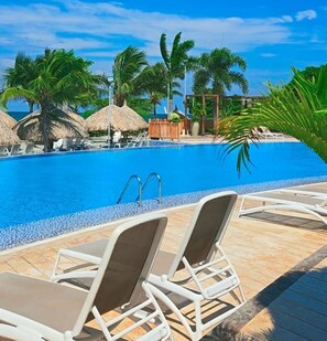 Utomhuspool
