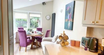 Fashionable Chic Townhouse in the exclusive Ballsbridge area in Dublin 4