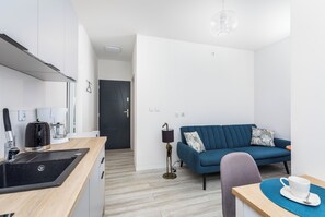 Apartamento, 1 quarto, cozinha, ao lado do lago | 1 quarto, roupa de cama