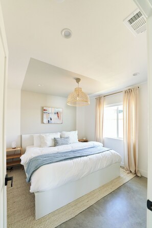 2 habitaciones, cuna de viaje, wifi y ropa de cama 