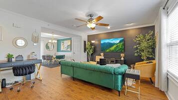 Téléviseur connecté, foyer