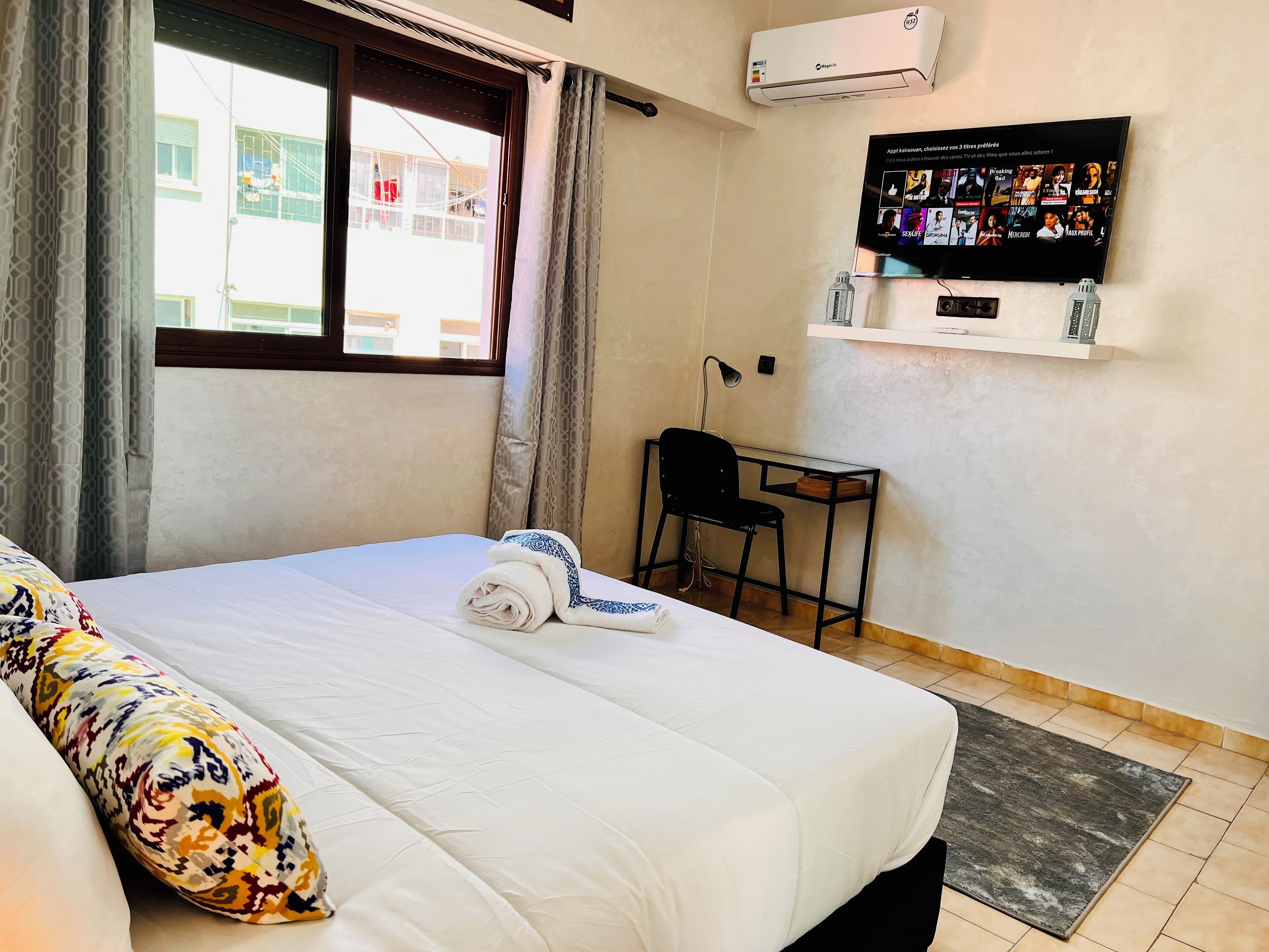 1 habitación, tabla de planchar con plancha, wifi gratis y ropa de cama 