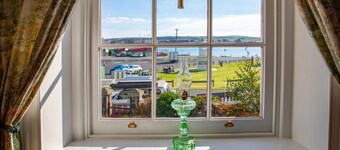 Poet's Cottage Stanley