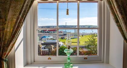 Poet's Cottage Stanley