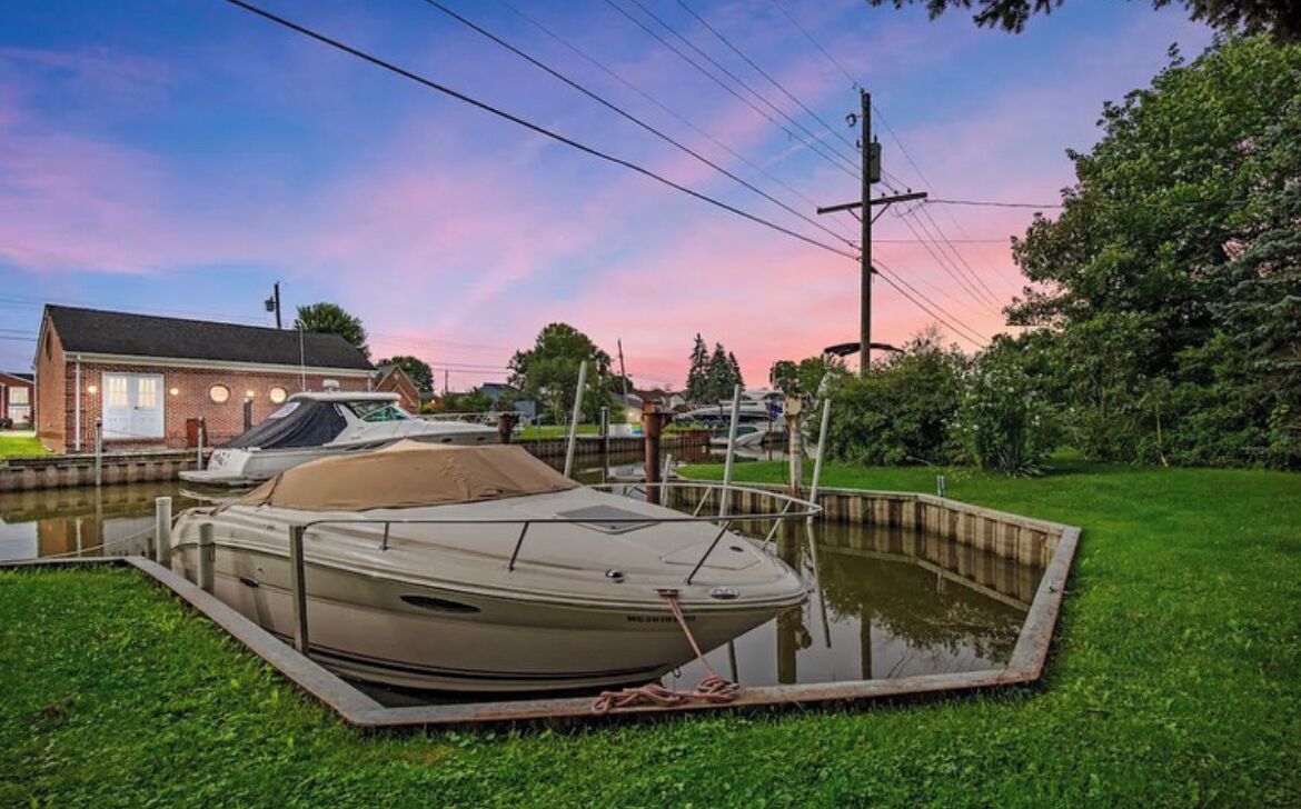 Lake St. Clair House- Canal Front- Double Lot