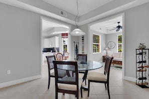 Dining - Vacation at this serene lakefront setting at exclusive Lely Resort! (Naples)