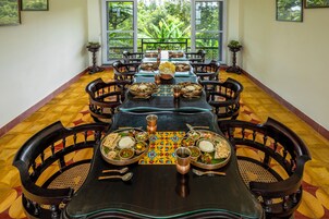 Habitación (Anjanagiri) | Comedor