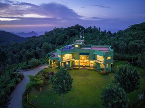Front of property - amã Stays & Trails Anjanagiri, Kotagiri (Kotagiri)