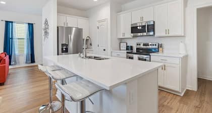 Peaceful Bayou Escape Close to LSU Campus - CL5626