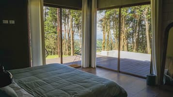 4 slaapkamers, een strijkplank/strijkijzer, wifi, beddengoed