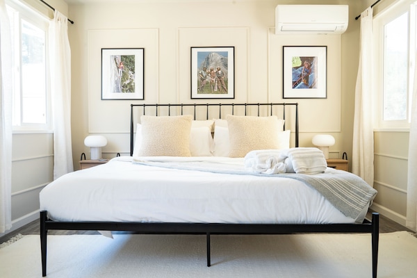 2 habitaciones, tabla de planchar con plancha y wifi gratis