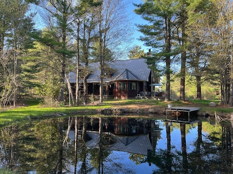 Exterior. Quiet Apartment in Beautiful Setting