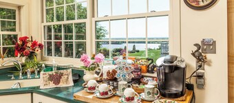 "Berry Patch" @ Squirrel's Nest B&B, LLC