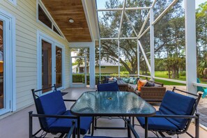 Outdoor dining - Near Beach W/ Private Lake, Tennis + More!
(Jensen Beach)