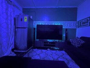 Smart TV, video games