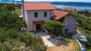 House, Smoking | Exterior - Holiday Houses, Villas Anđeli - Nice and Comfortable House (Rab)