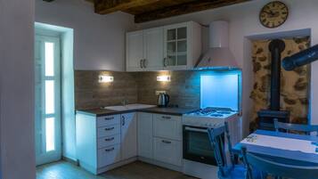 House, Smoking | 2 bedrooms