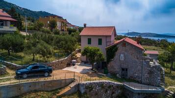 House, Smoking | 2 bedrooms