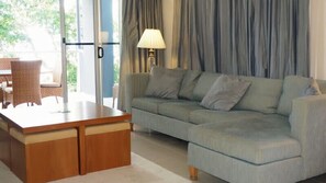 Smart TV, fireplace - BHA 1 Beachfront Haven FULL (Mission Beach)