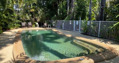 Liana 4 Beach Lovers All at your finger tips