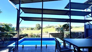 Pool - The Rise Dunk Island views and ocean breeze (Mission Beach)