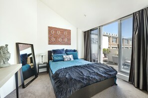 3 bedrooms, iron/ironing board, travel crib, free WiFi