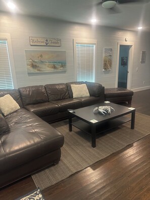 تلفزيون ذكي، كُتُب