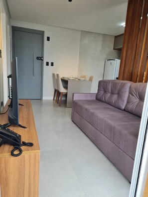 Smart TV - 1 Dorm, Pode Usar o Lazer, 100m da Praia (Vila Caiçara Praia Grande)