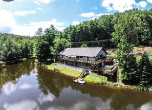 المنشأة من الخارج