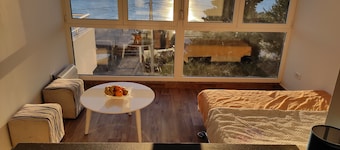 Ulcinj entire apartment with stunning sea and old town views !