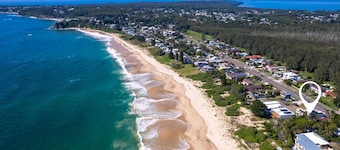 Sea & Sun Beach House-Direct Beach Access