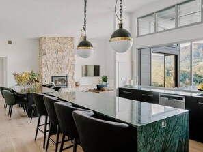 Dining - 'Rea Rea Lodge' - Kangaroo Valley (Barrengarry)