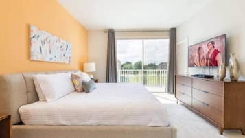 3 bedrooms, iron/ironing board, travel crib, WiFi