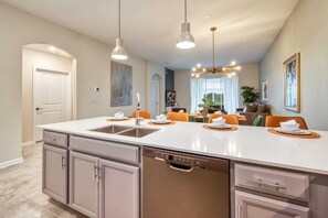 Interior - Spacious Condo-Modern Decor, Star Wars Bedroom (Four Corners)