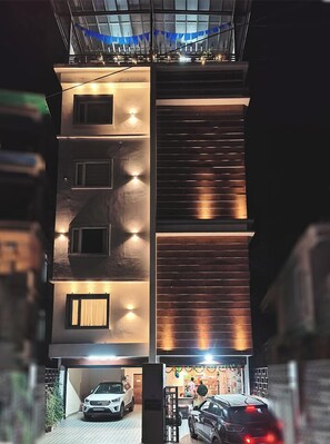 Exterior - Chic 3BHK Spacious Apartment near Manipal Hospital with modern Amenities (Gangtok)