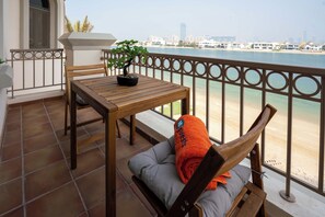 Luxury Villa | Terrace/patio