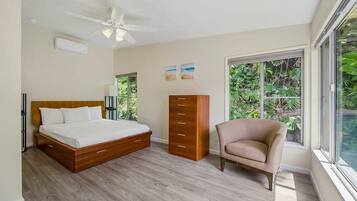 4 bedrooms, desk, iron/ironing board, free WiFi