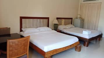 Habitación empresarial | 1 habitación, cortinas blackout y wifi gratis