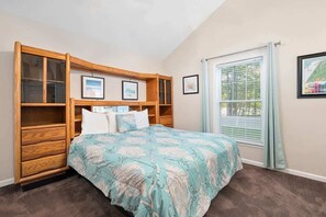 3 bedrooms, WiFi, bed sheets